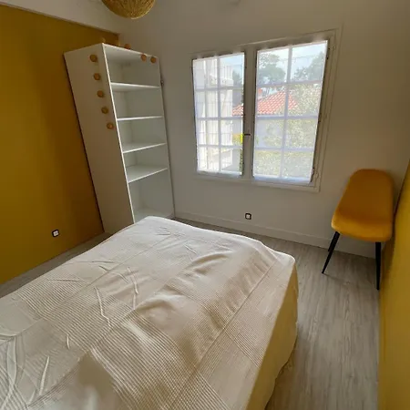 Casa vacanze Maison à 50m De La Nauzan, à Palais